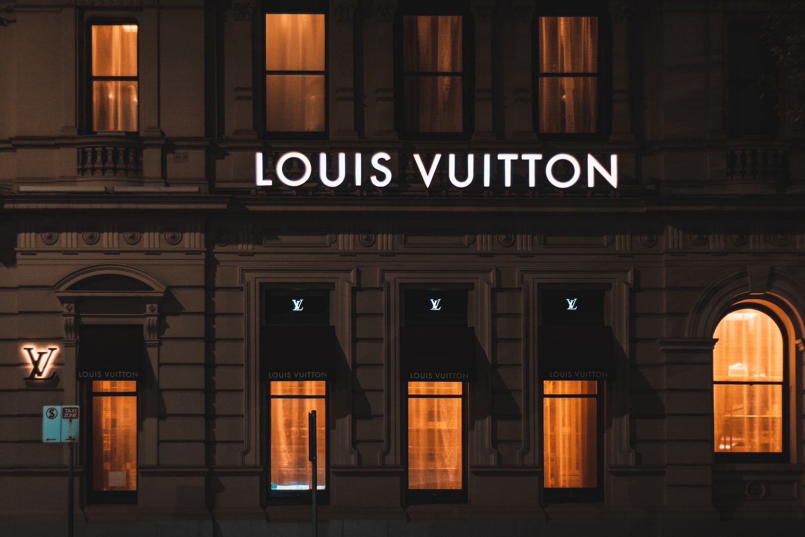 Joan Mitchell Foundation warns Louis Vuitton