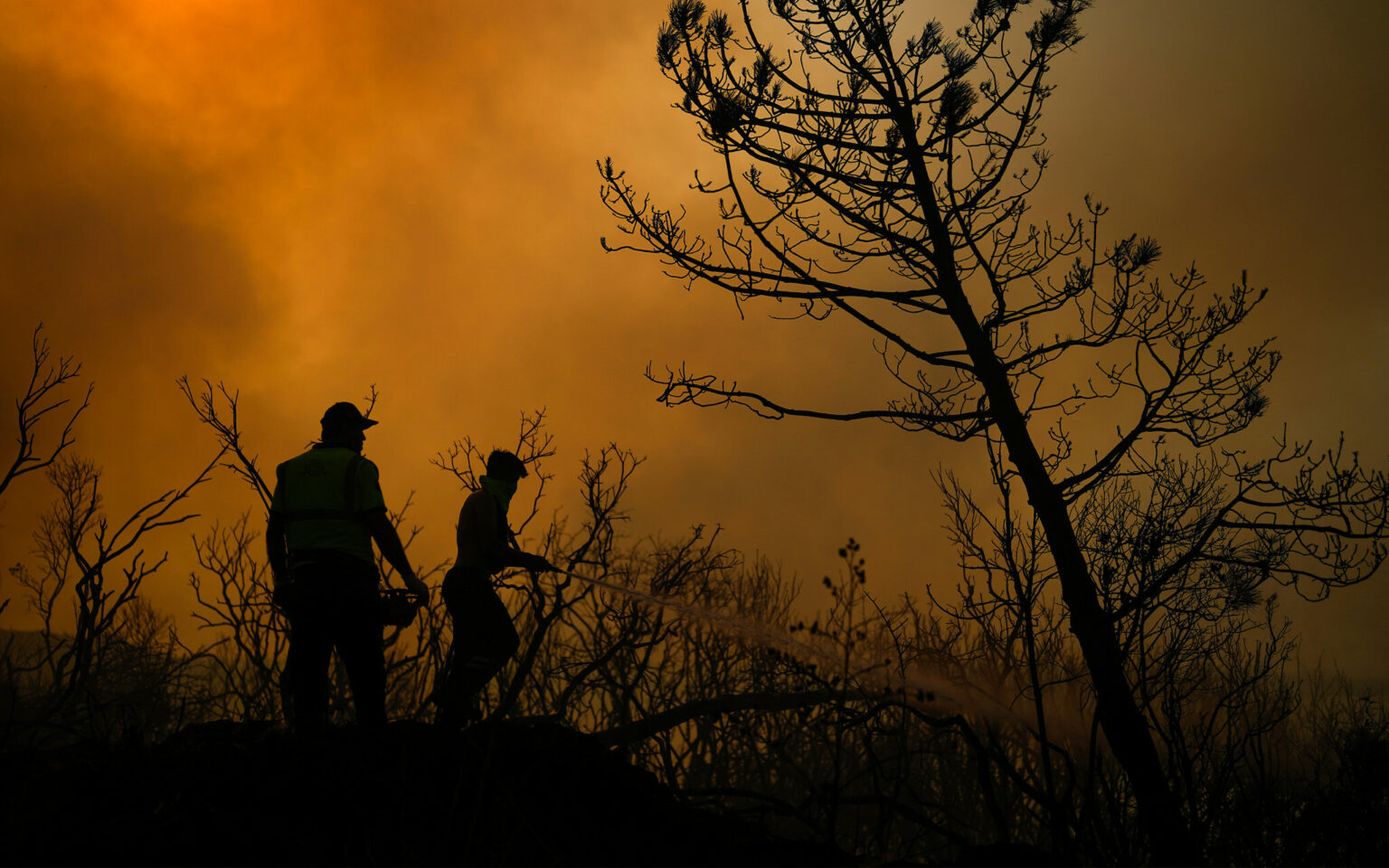 Global-Boiling-humanity-Stares-Down-Record-Breaking-Heat-Amid-UNs-Stark-Warning