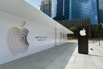 First Apple Store in Malaysia