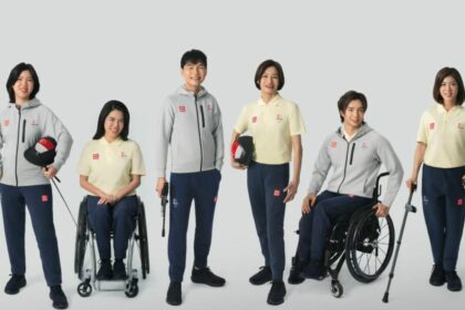 Team Singapore in UNIQLO LifeWear apparel for the Paris 2024 Paralympic Games