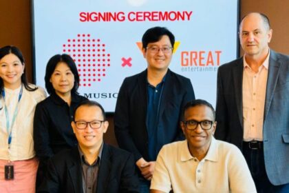 (From left to right - Xuan Doan, Director, Marketing & Business Development, Sony Music Vietnam, Angela Pong, General Manager, Sony Music Vietnam, Mr. Nguyen Son Quyen, CEO of Great Entertainment, Kenny Ong, Managing Director, Sony Music Malaysia, Singapore, Vietnam, Shridhar Subramaniam, President of Sony Music Entertainment, Asia and Middle East, and Andrew Smith, Managing Director, Sony Music Southeast Asia)